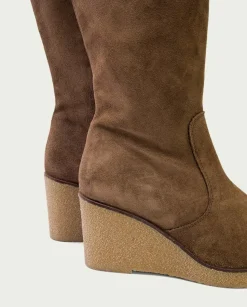 Botas De Cuña Moka Con Cremallera Marina